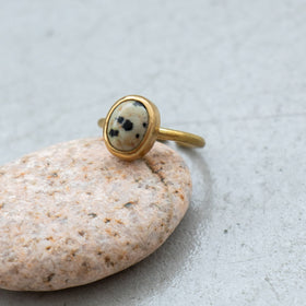 SURUME. STONE RING