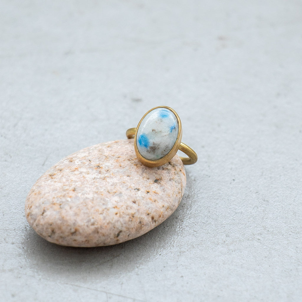 SURUME. STONE RING