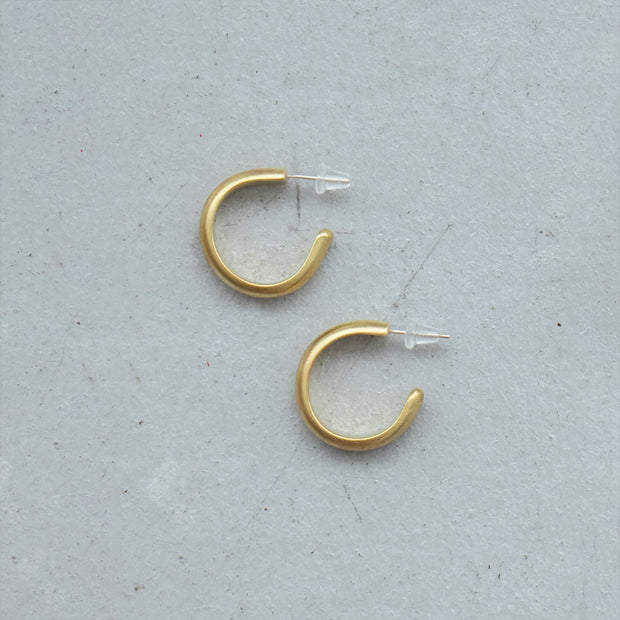 SURUME. THICK HOOP ピアス［期間限定販売］