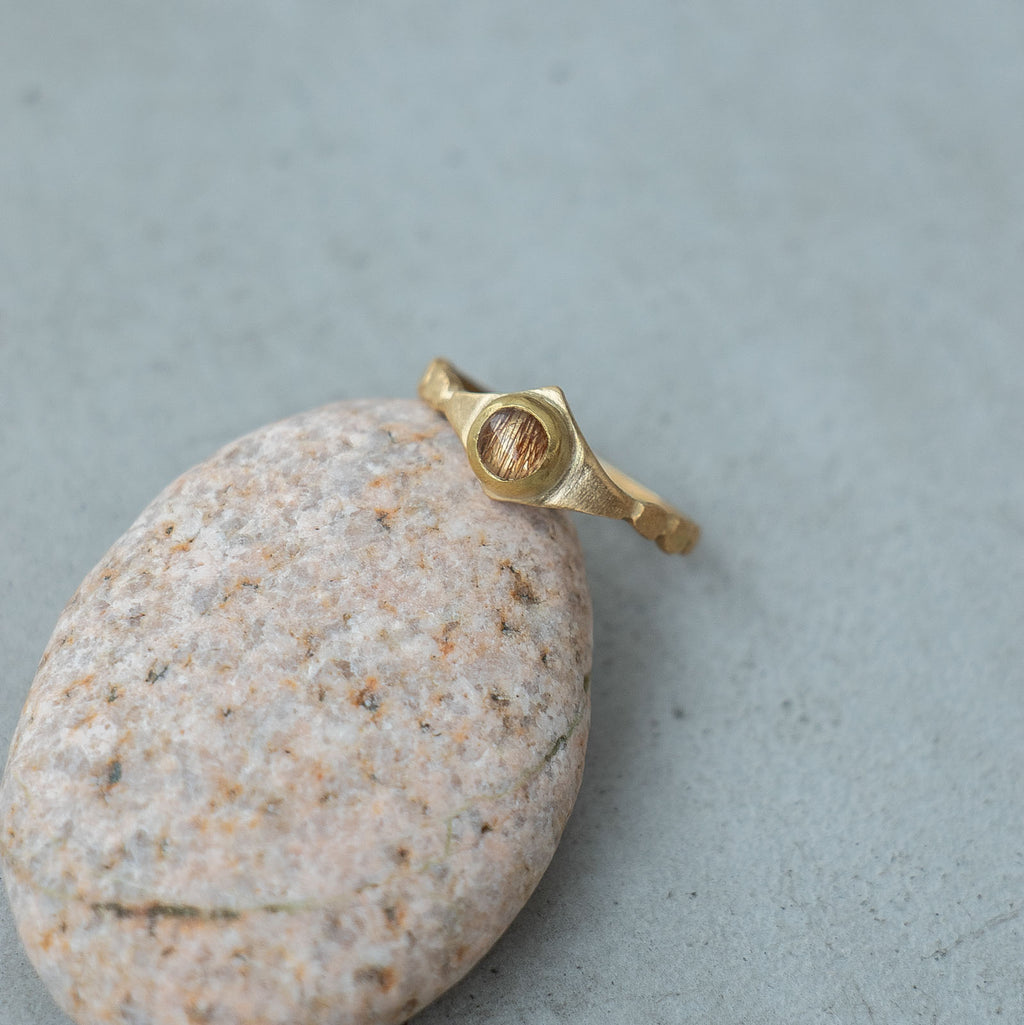SURUME. Shave Stone Thin Ring［期間限定販売］