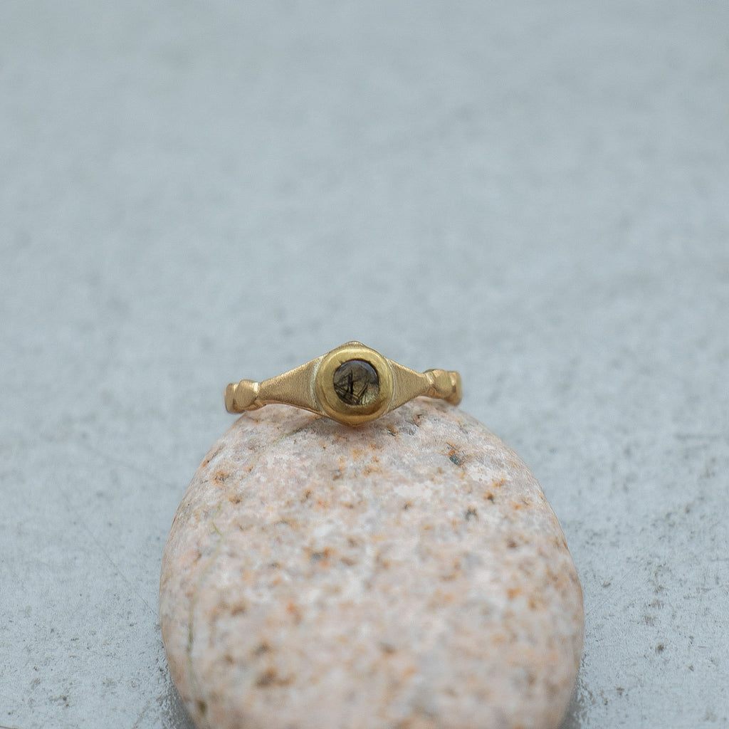 SURUME. Shave Stone Thin Ring［期間限定販売］