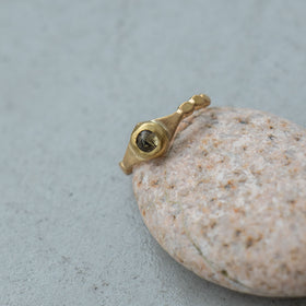 SURUME. Shave Stone Thin Ring［期間限定販売］