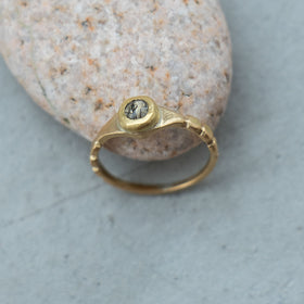 SURUME. Shave Stone Thin Ring［期間限定販売］