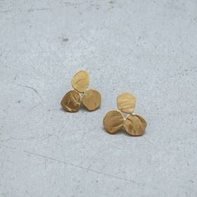 SURUME. Triplet（pierce／earring）