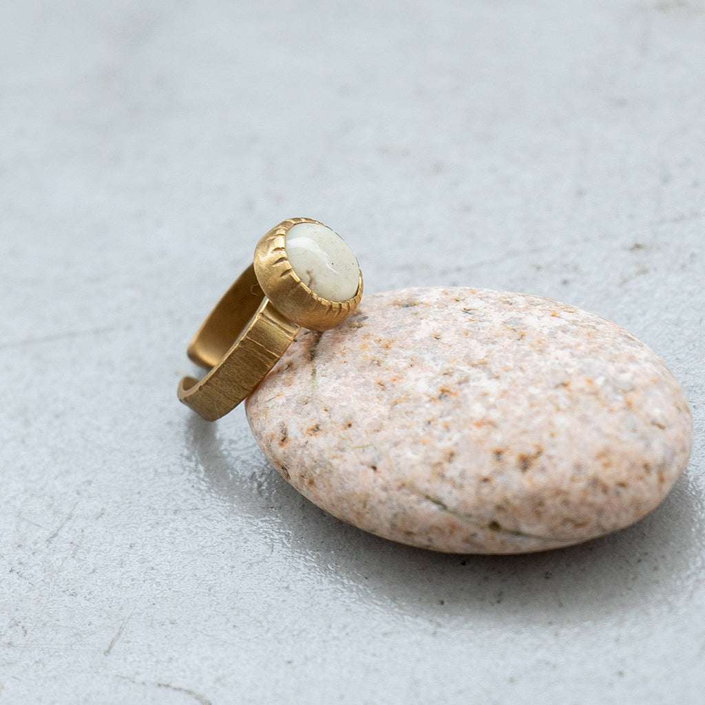 SURUME. Cutting Stone Ring
