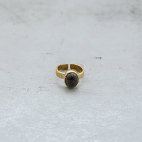 SURUME. Cutting Stone Ring