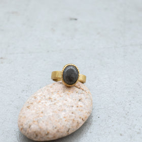SURUME. Cutting Stone Ring
