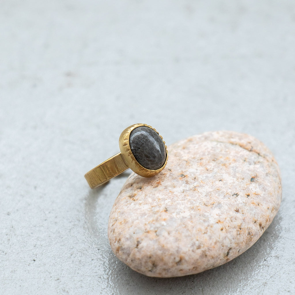 SURUME. Cutting Stone Ring