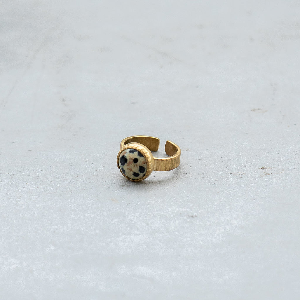 SURUME. Cutting Stone Ring