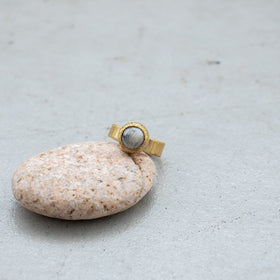 SURUME. Cutting Stone Ring