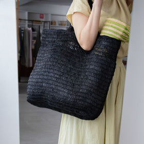AMPIANA Line tote bag ブラック［期間限定販売］