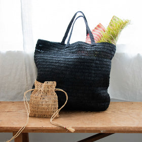 AMPIANA Line tote bag ブラック［期間限定販売］