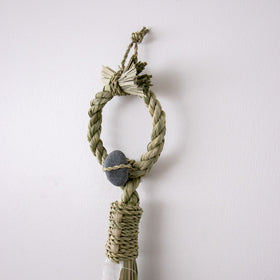 榊麻美植物研究所 輪飾り石付き（細）［期間限定販売］【受注会／2025年12月中旬ごろ発送予定】