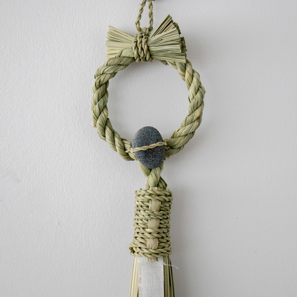 榊麻美植物研究所 輪飾り石付き（細）［期間限定販売］【受注会／2025年12月中旬ごろ発送予定】