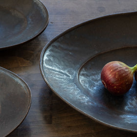 林拓児 黒釉 楕円皿［期間限定販売］