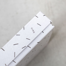 CINQ コンパクトウォレット［期間限定販売］