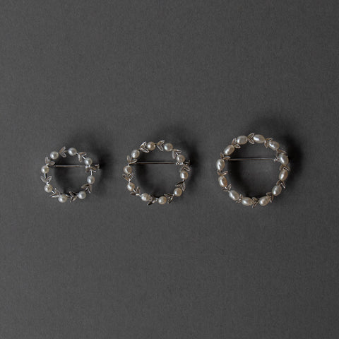 神保真珠商店 ブローチ サークル葉付き VINTAGE 無核（SILVER）［期間限定販売］