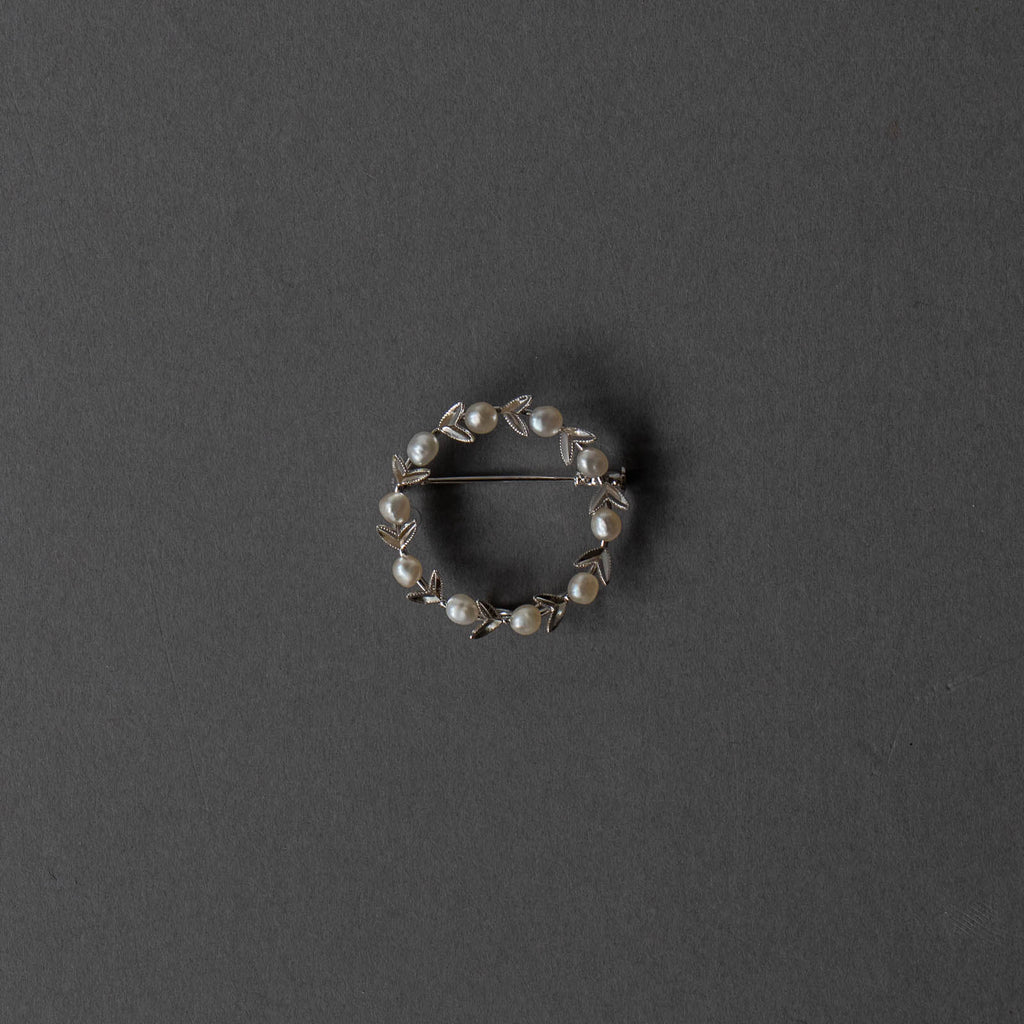 神保真珠商店 ブローチ サークル葉付き VINTAGE 無核（SILVER）［期間限定販売］