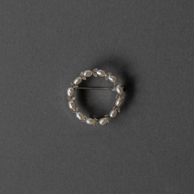 神保真珠商店 ブローチ サークル葉付き VINTAGE 無核（SILVER）［期間限定販売］