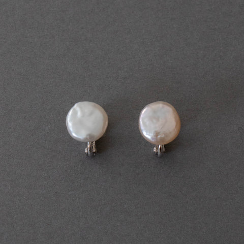 神保真珠商店 ボタン珠イヤリング 近江八幡 有核 (SILVER)［期間限定販売］