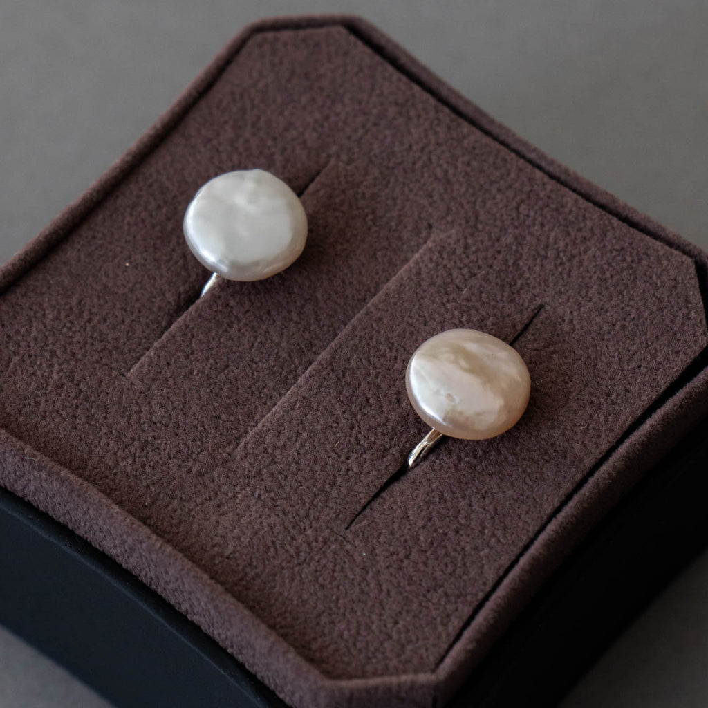 神保真珠商店 ボタン珠イヤリング 近江八幡 有核 (SILVER)［期間限定販売］