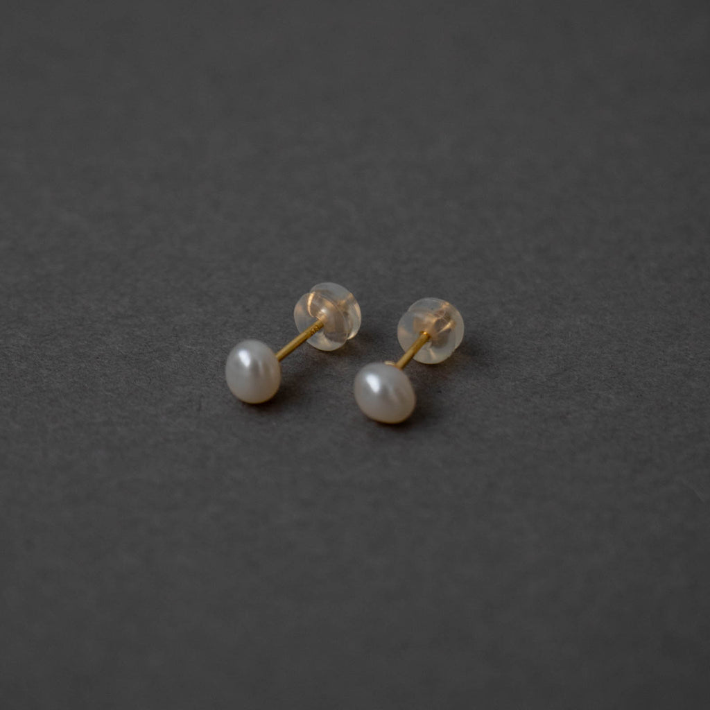 神保真珠商店 1珠ピアス VINTAGE 無核（K18）［期間限定販売］