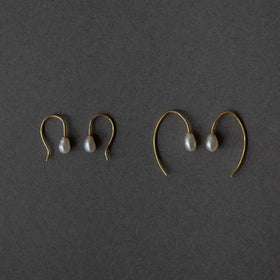 神保真珠商店 フックピアス VINTAGE 無核（K18）［期間限定販売］