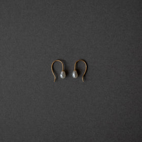 神保真珠商店 フックピアス VINTAGE 無核（K18）［期間限定販売］