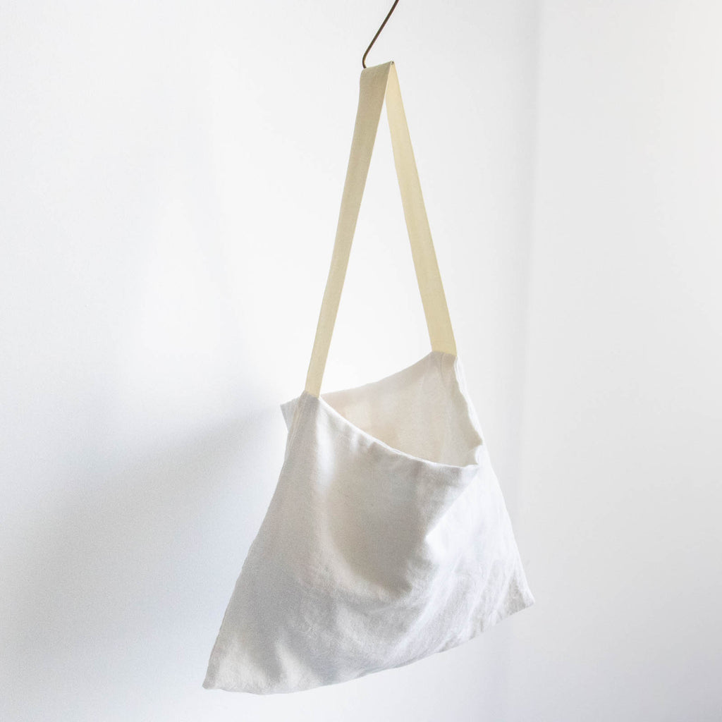 絲室 バッグ 四角［期間限定販売］