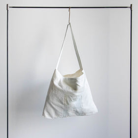 絲室 バッグ 四角［期間限定販売］