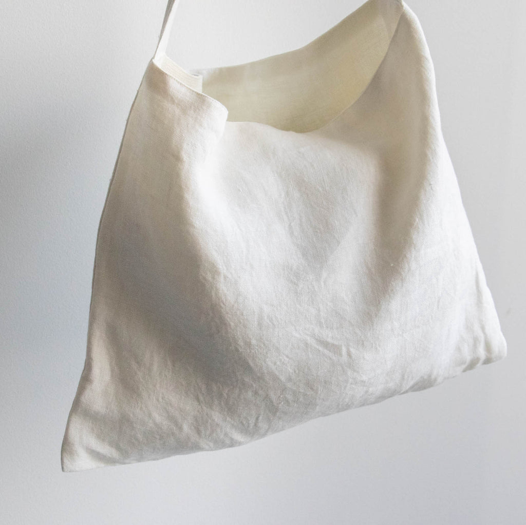 絲室 バッグ 四角［期間限定販売］