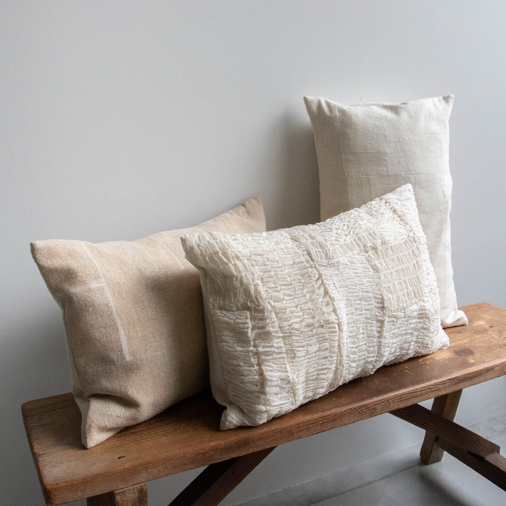 絲室 クッション 30×45角［期間限定販売］