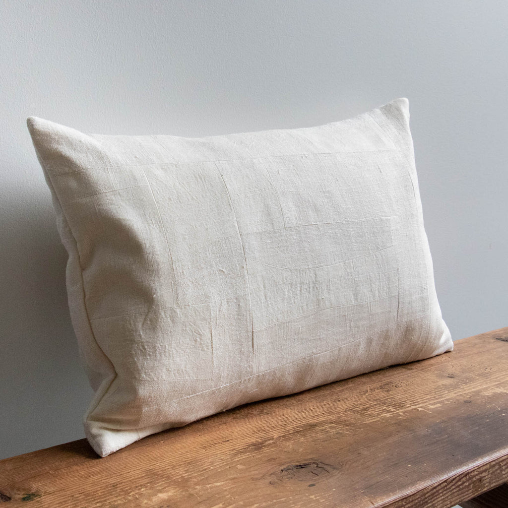 絲室 クッション 30×45角［期間限定販売］