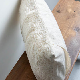 絲室 クッション 30×45角［期間限定販売］