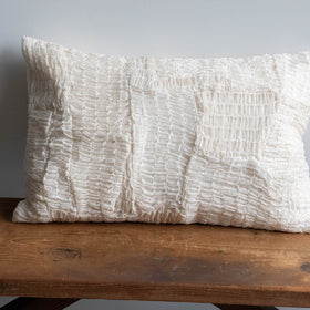 絲室 クッション 30×45角［期間限定販売］