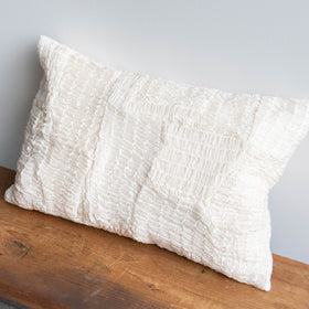 絲室 クッション 30×45角［期間限定販売］