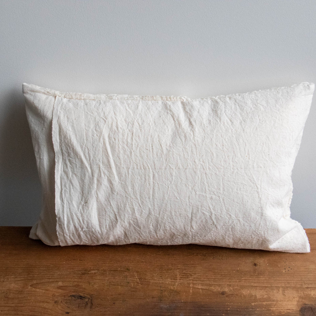 絲室 クッション 30×45角［期間限定販売］