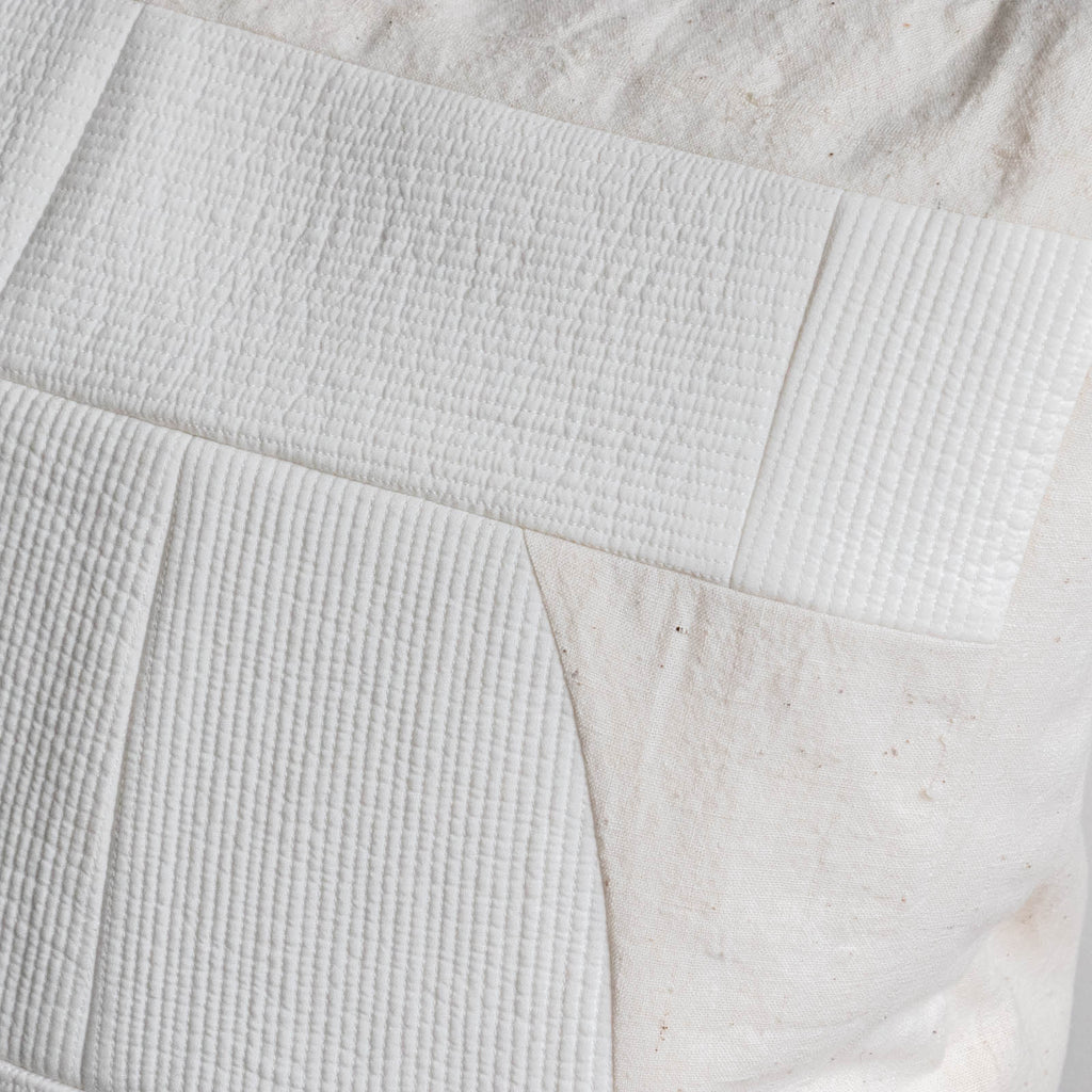 絲室 クッション 45角［期間限定販売］