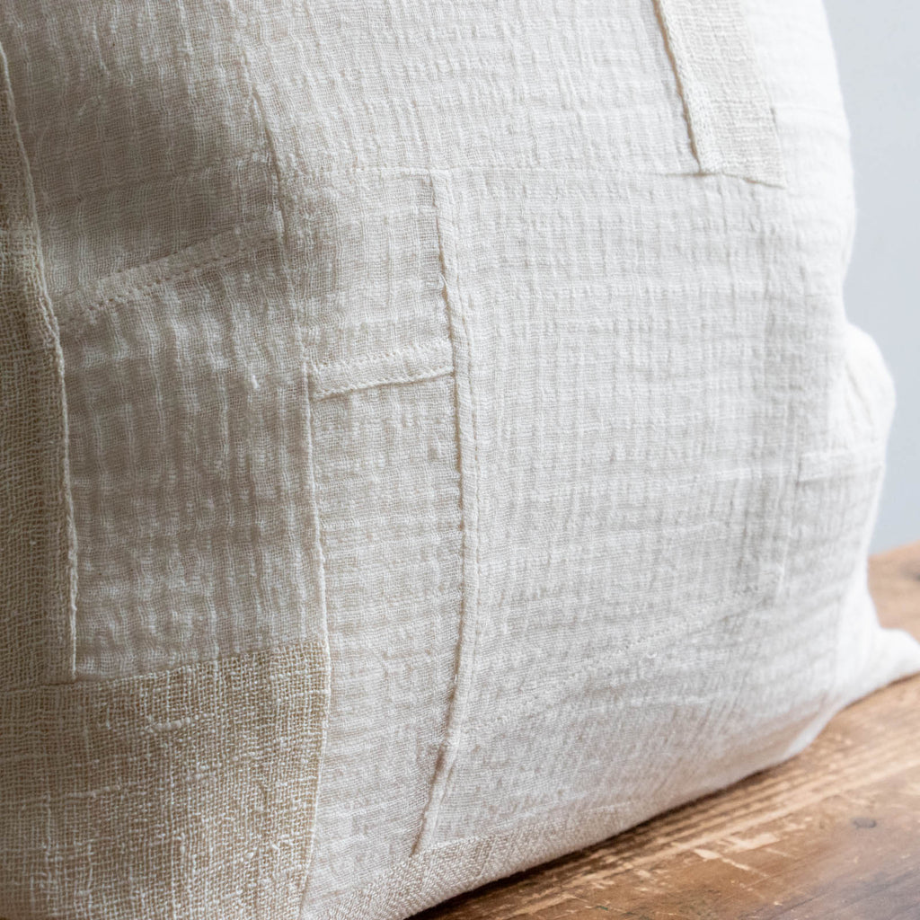 絲室 クッション 45角［期間限定販売］