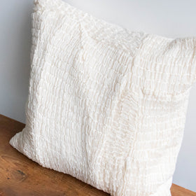 絲室 クッション 45角［期間限定販売］