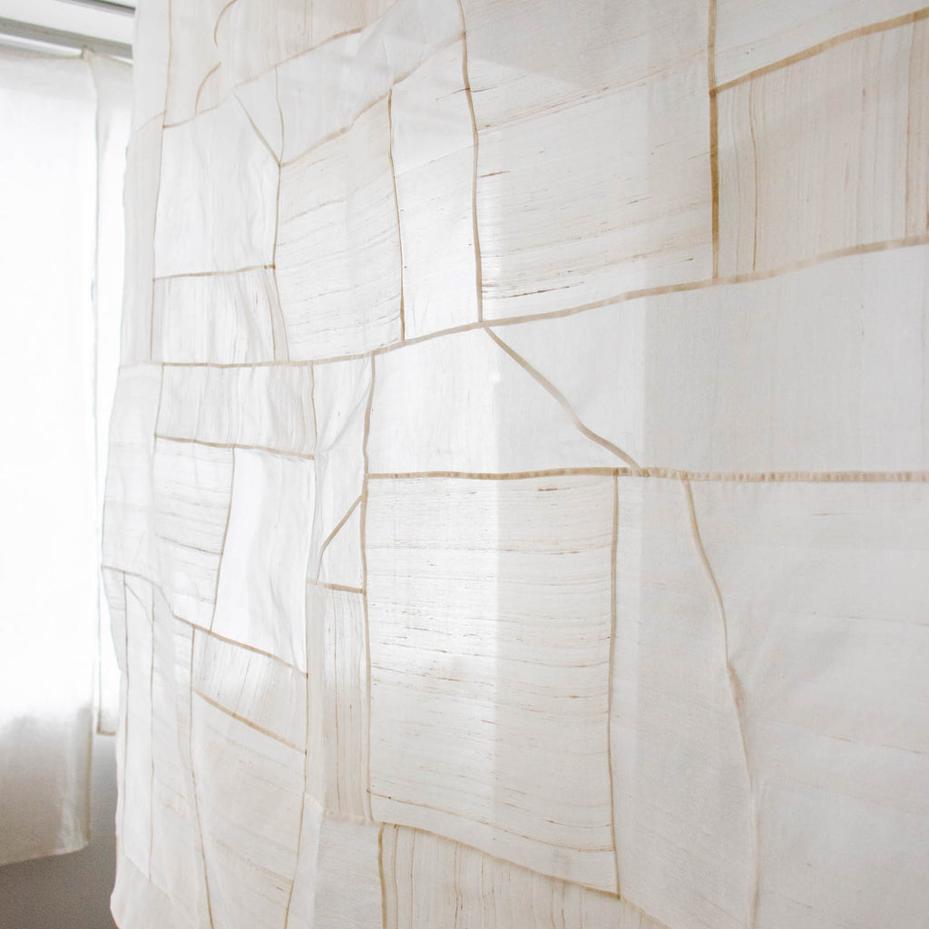 絲室 クロス 140×140 オクサ［期間限定販売］