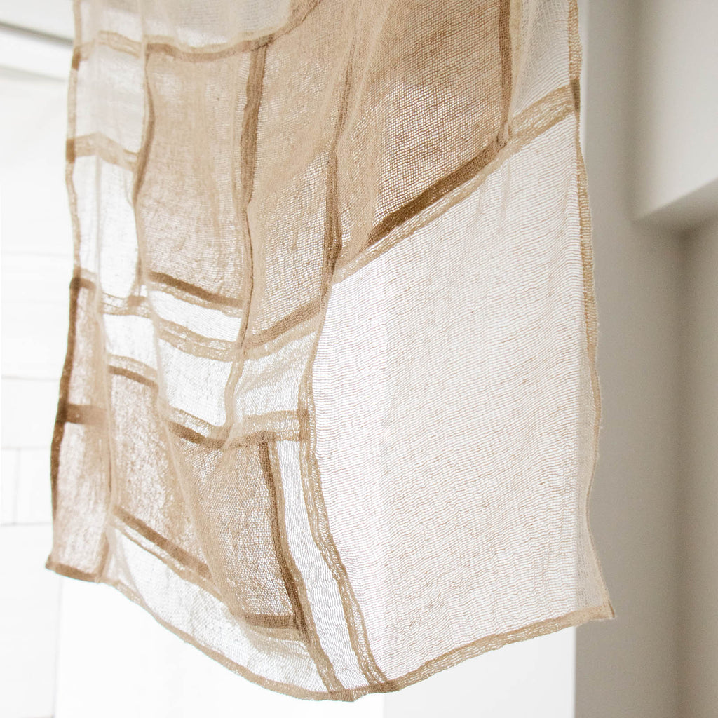 絲室 クロス 小 66角 シルク／ブラウン［期間限定販売］