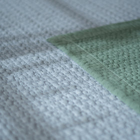 8182 ドットイブル 150（150×200cm）［期間限定販売］