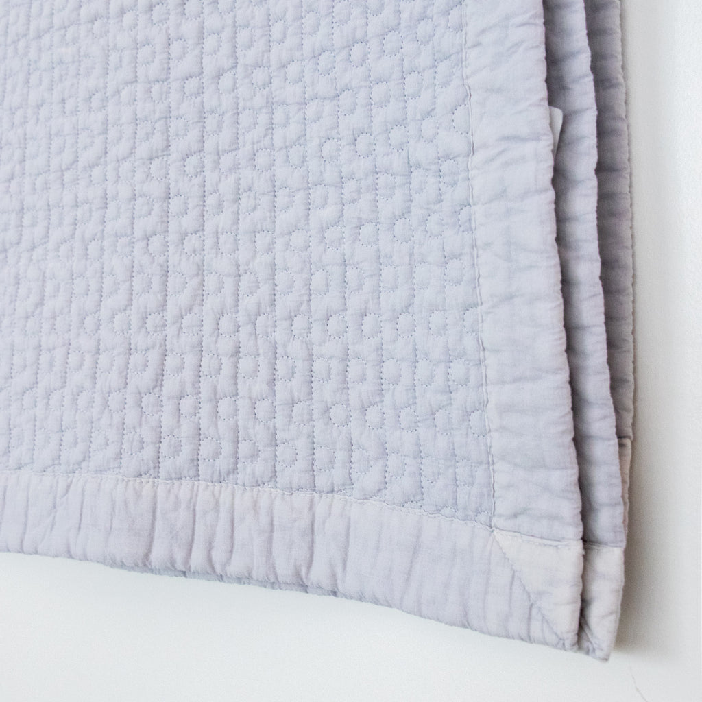 8182 ドットイブル 200（200×230cm）［期間限定販売］