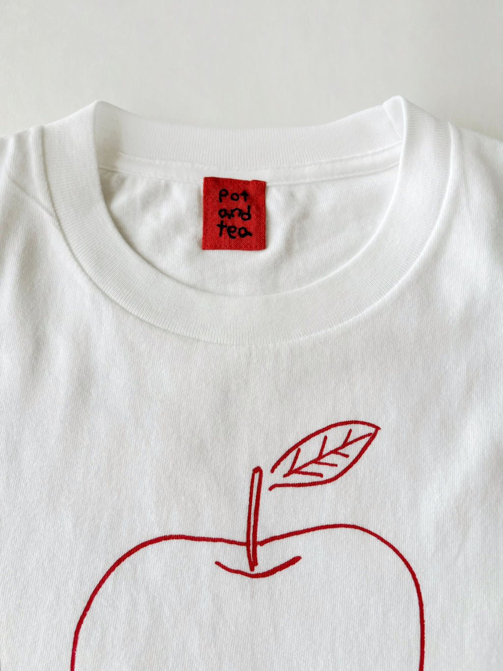 pot and tea アップル長袖Tシャツ［期間限定販売］