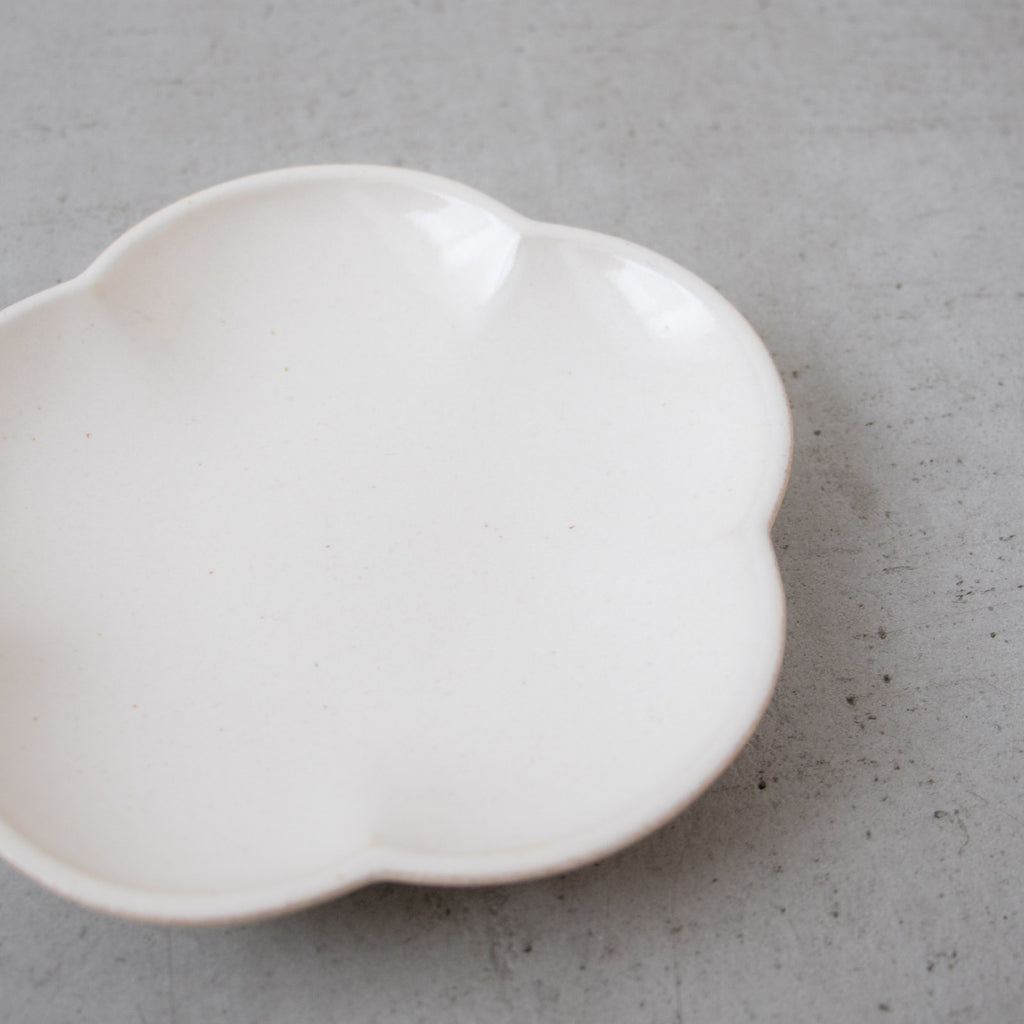Awabi ware 花型小皿［期間限定販売］