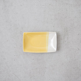 河合竜彦 黄釉掛分 長角小皿
