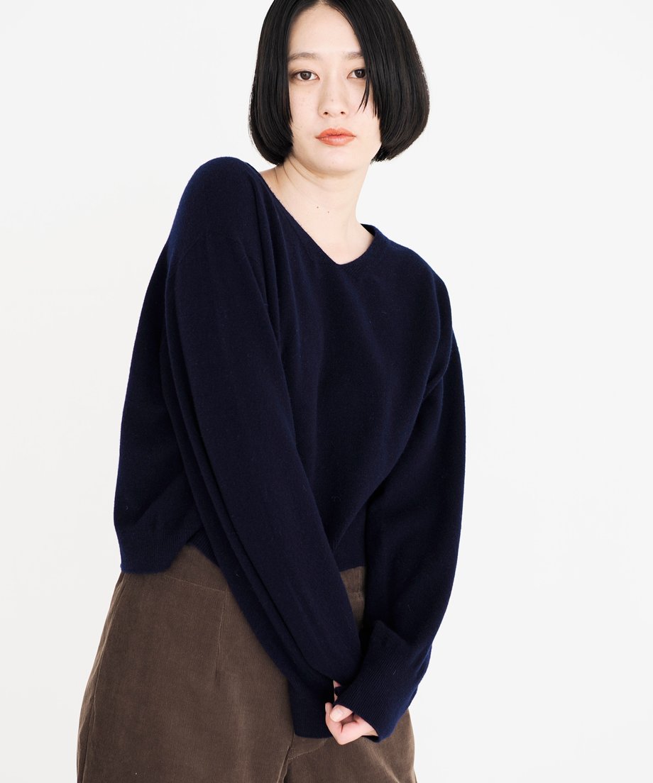 fruits of life Vネックニット［期間限定販売］