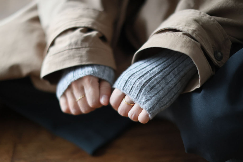 HOKOS BLISS cashmere “mochi” warmer［期間限定販売］