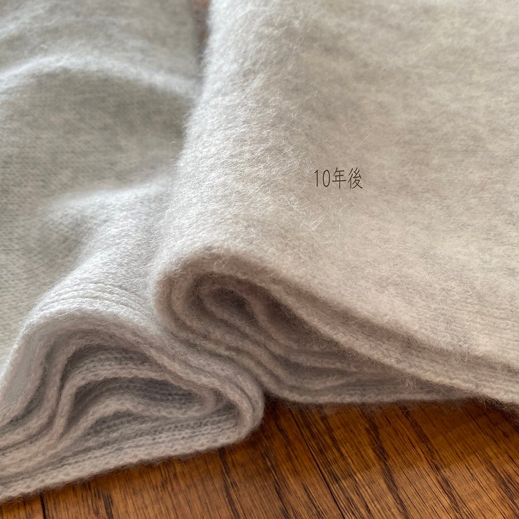 HOKOS BLISS Cashmere mini stole ブラック［期間限定販売］